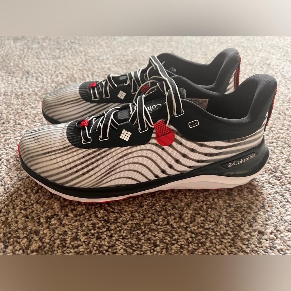 Columbia Women Ascent Trail Running Hiking Shoes Black/White Sz 9 (BL0158-100)